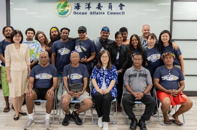 帛琉無私分享號全體船員拜會海委會  管碧玲：推升太平洋南島語族傳承交流「源動力」