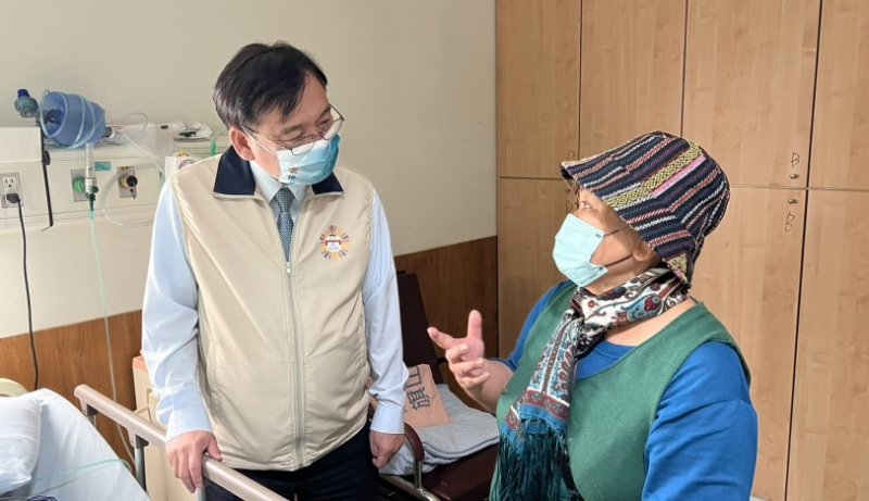 暖心守護不間斷 高雄市榮服處啟動急難救助關懷榮民家庭