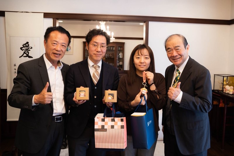 向日本介紹嘉義轉型與願景 縣長翁章梁赴日接受「西日本新聞」專訪 新聞圖片