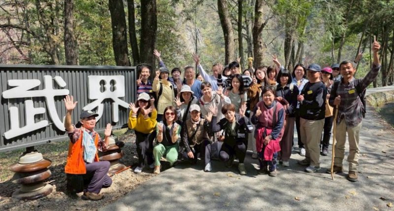 115年4至6月假日旅遊開跑 高雄救國團邀民眾共賞春季美景 新聞圖片