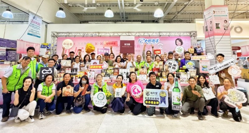 屏東物產展登場 30家業者齊聚大樂展現在地實力