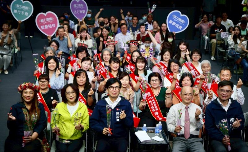 母親節最強賀禮 高雄托育政策再升級 陳其邁:年底「區區有公托」、再推「一國小學區一公托」