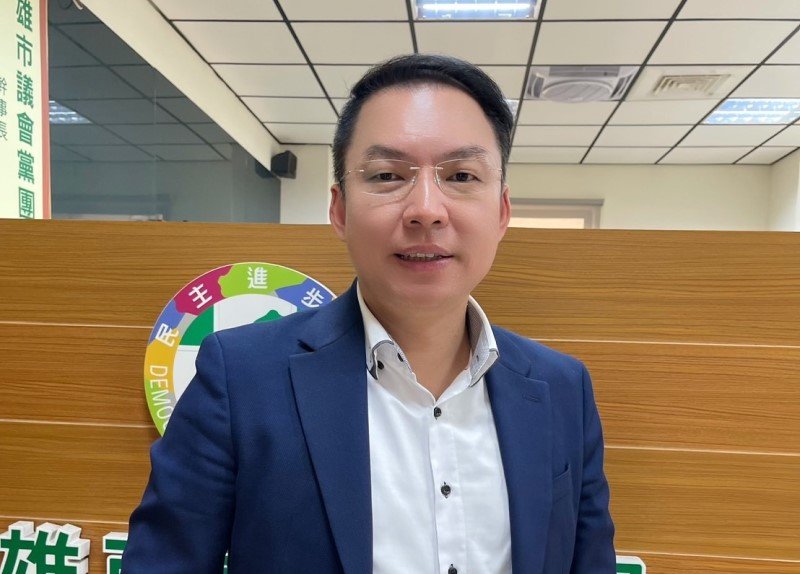 黃文益宣布不爭取連任高雄市黨部主委 全力投入議員選戰與輔選布局