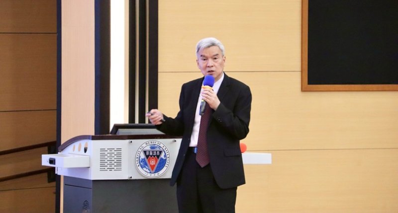 高醫大校長講座登場  司徒惠康院長非典型醫師探索之旅的分享