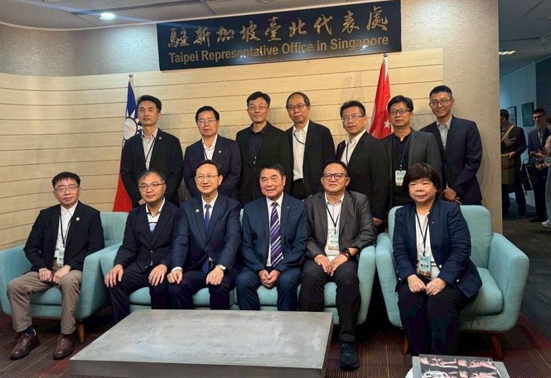 借鏡新加坡成功經驗　鍾東錦率團考察布局國際行銷　推動「買文旦、遊苗栗」新藍圖