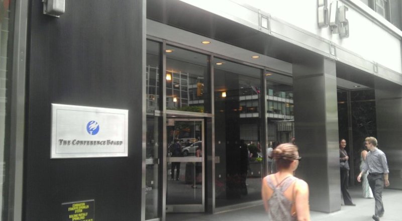 美7月消費者信心續下滑  企業聯合會：經濟悲觀情緒未散