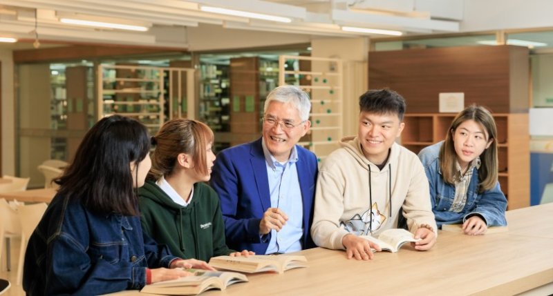 南華大學115年總體註冊率92% 七大學系全數滿招