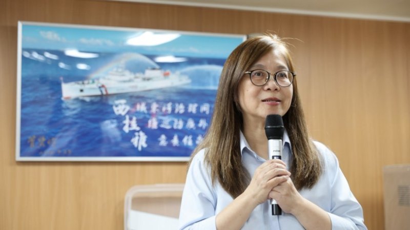 海巡除役船捐贈引關注 管碧玲:救援不分國界、主權不容置喙