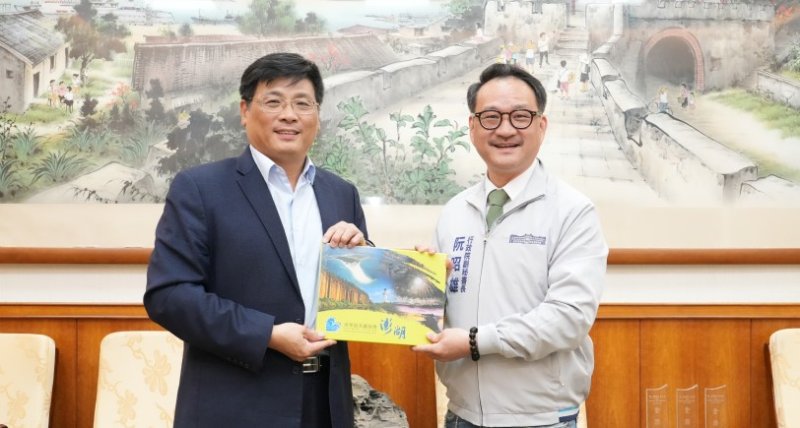 阮昭雄拜會澎縣府　中央地方攜手完善離島醫療與交通