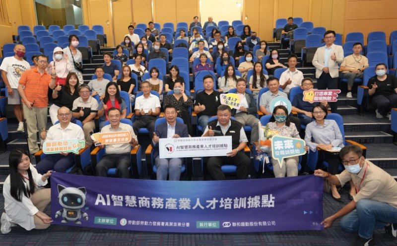 聽障青年靠AI跨界接案！高分署搭起數位人才與產業接軌新舞台